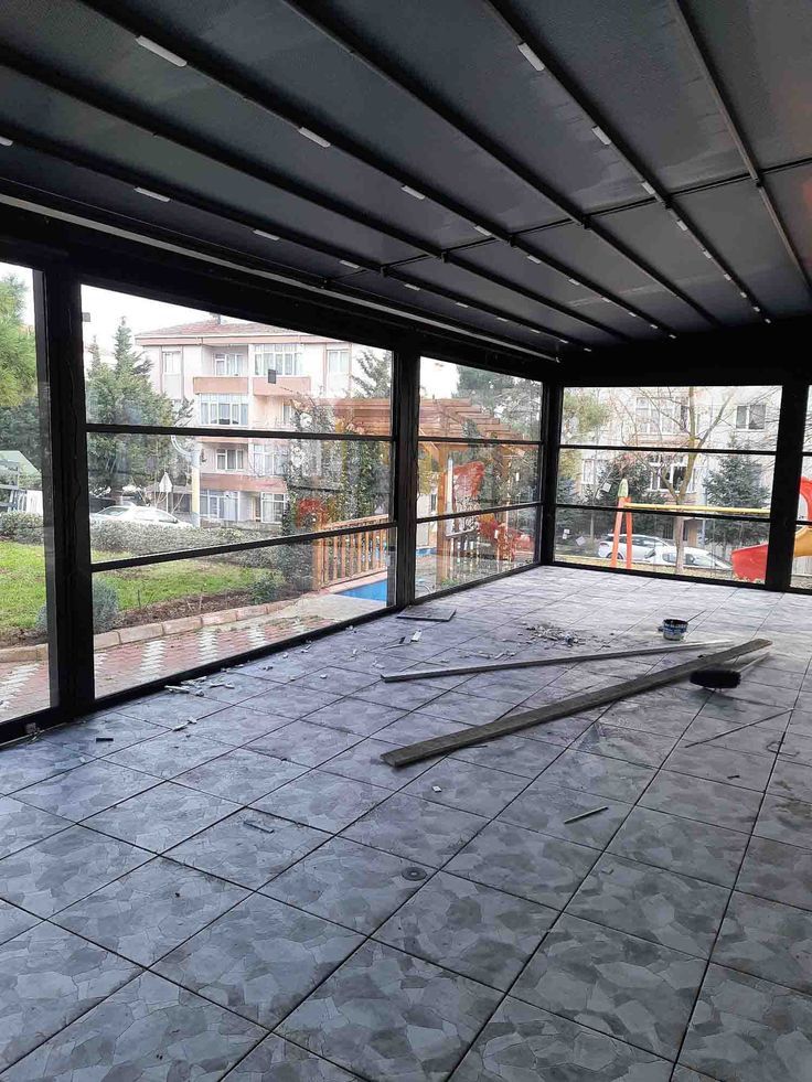 Reis Cam Balkon
